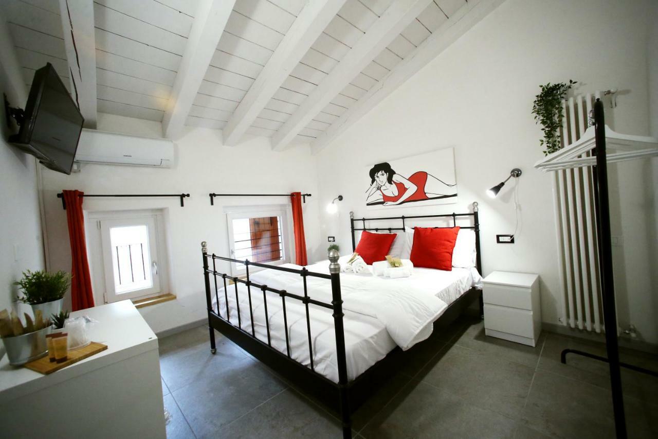 Hotel Ermi Sona Exteriér fotografie